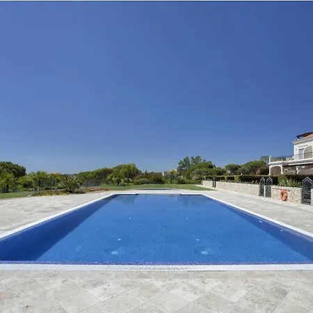 Lejlighed Vale Do Garrao Sleeps 4 With Pool Air Con And Wifi
